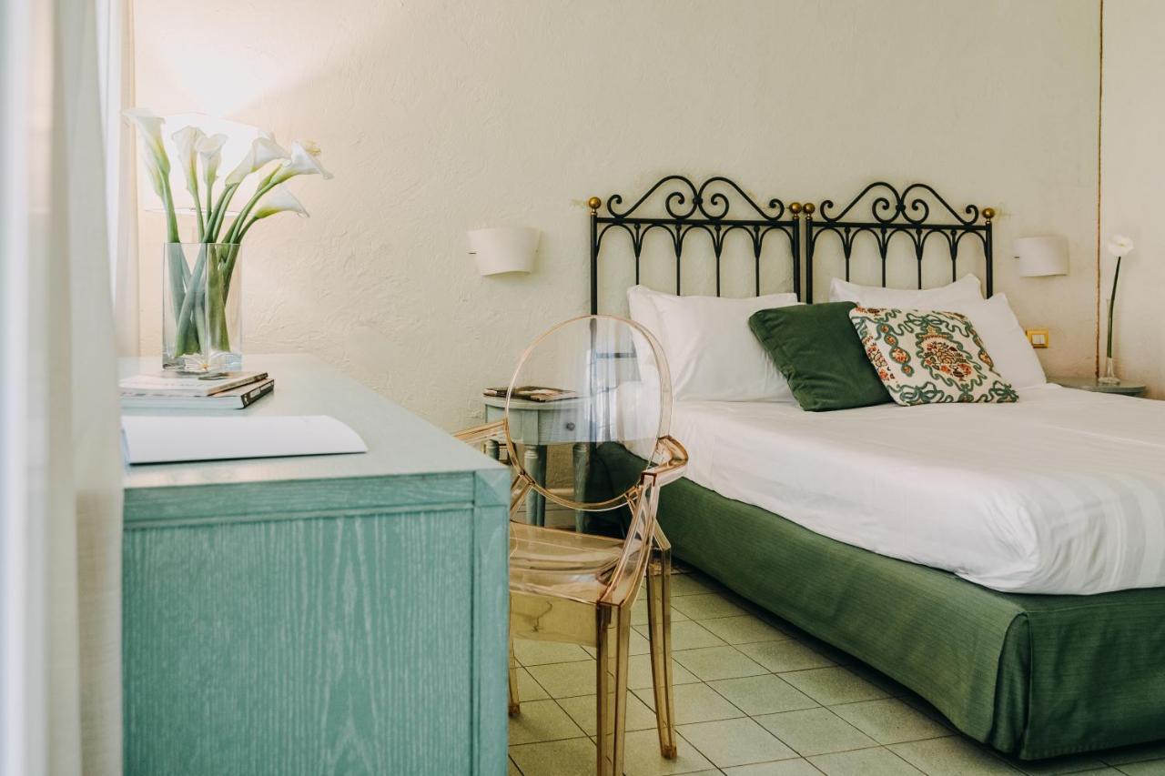 Double or Twin Room,1240890802:JPEG